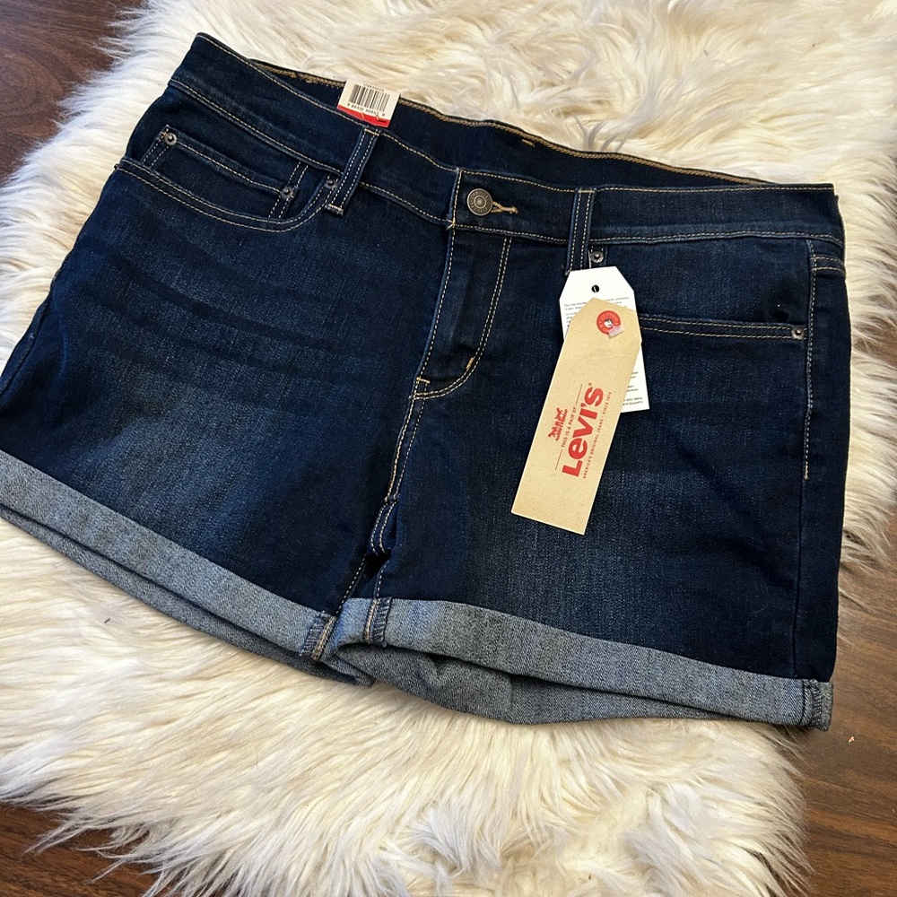 NWT LEVI’S Mid-Length Dark Wash Jean Shorts - Picture 3 of 14